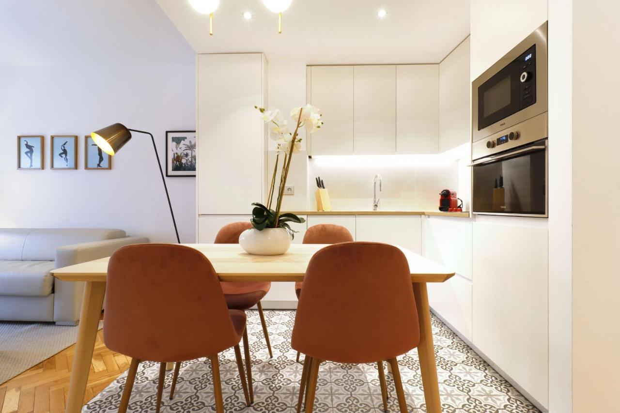Royal Madrid Apartman Kültér fotó