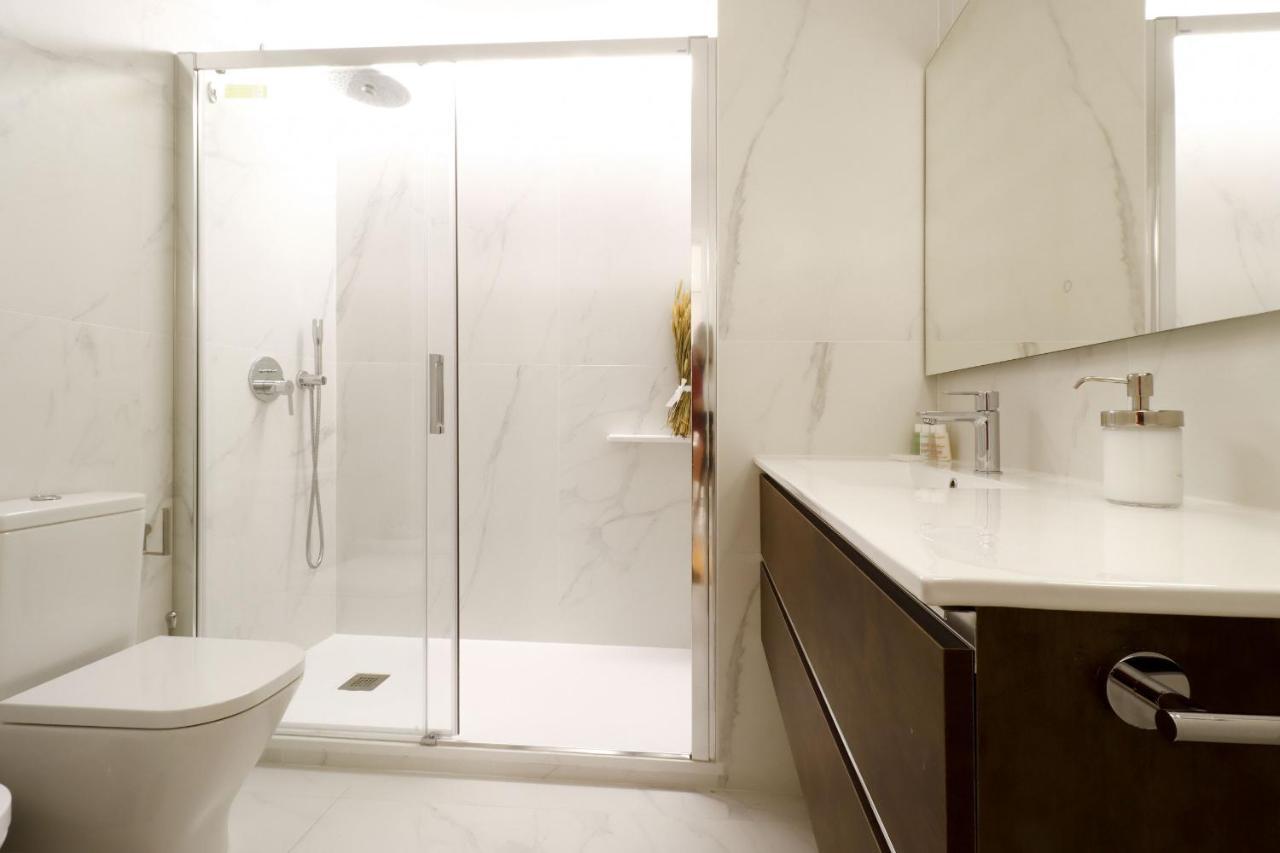Royal Madrid Apartman Kültér fotó