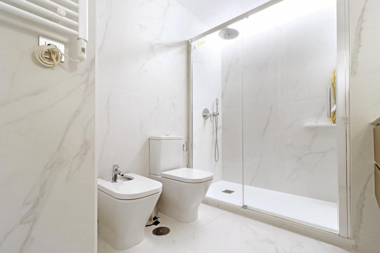 Royal Madrid Apartman Kültér fotó